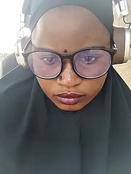 JuicyHoney_01 - Erotic dance