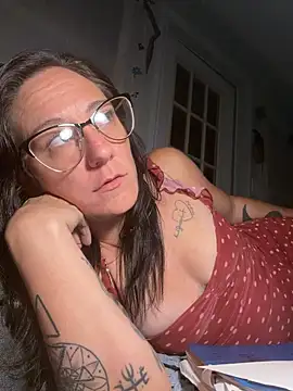 Xnaomifox - Use new toy