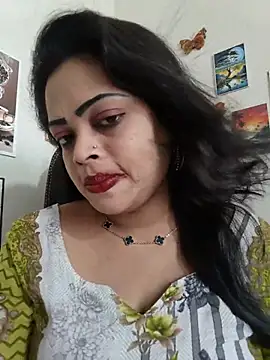 Pinky-2 - Oiling My Sexy Pussy Hole