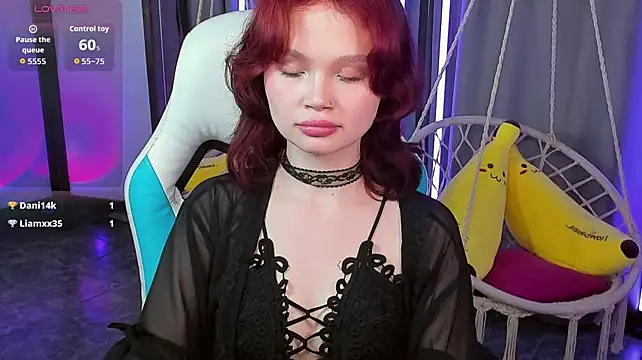 EmilyChaves - ^make me happy!^