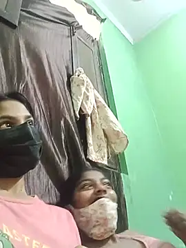 Queen_queen - Boobs show