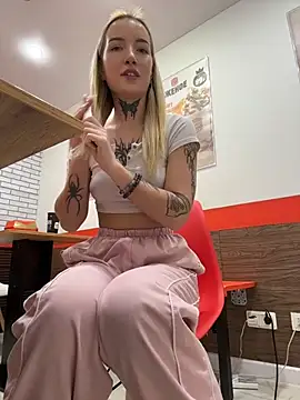 Your_dream4 - pinch ass in crowed BK