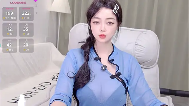 Uikyy1 - 白天想你在心上 晚上只想在你身上