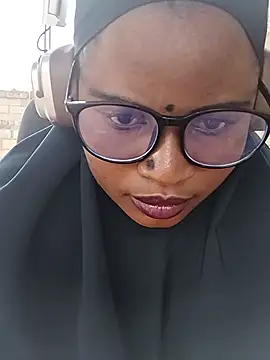 JuicyHoney_01 - Erotic dance