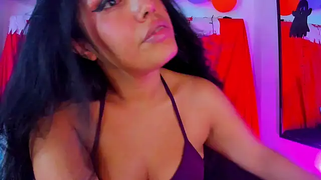 Channel_Mills - DEEPTHROAT YOUR HARD COCK!! :P