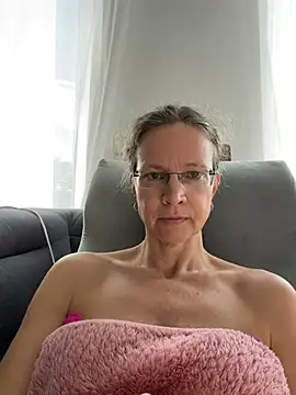 AnnikaRose - Naked Orgasmus