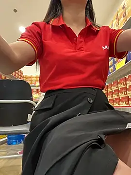 Sneaky_Cumshoot - Masturbating under cashier レジ係の下で自慰行為をする
