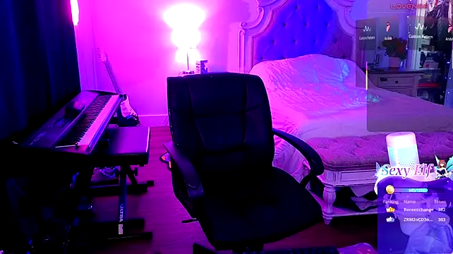 JasmineWinters - RIDE BBC DILDO ON BED