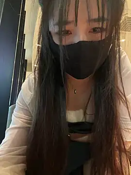 Xiao-mo520 - 美导老师下班兼，咖啡厅偷玩小粉，刺激，超敏感体质，完成目标脱内衣5分钟，不分场合