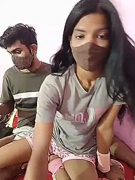 Hotty_couple12 - Boobs show baby 💧