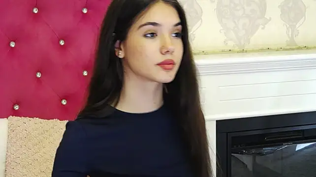 AlexisDevine - fingers in panty