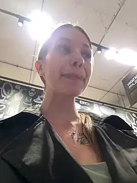 Olivia_Jemison - Shake my tits + slap them