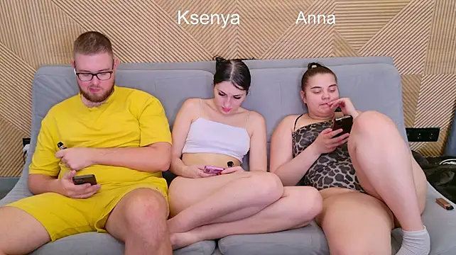 Ksenny - threesome sex + creampie