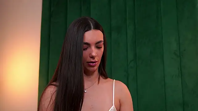 VeyaNash - Let me blow that cock 💦💦