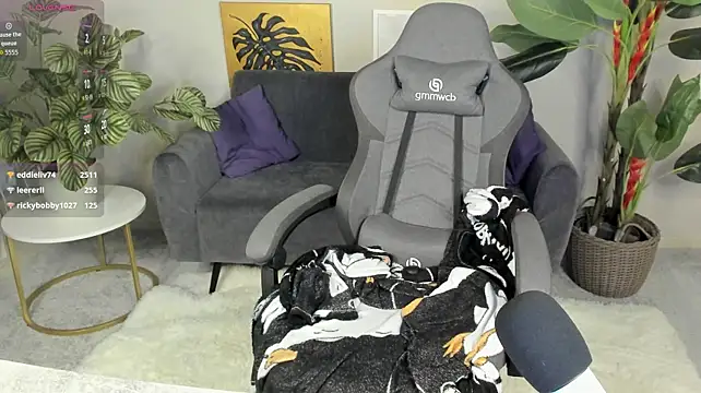 Eva_Leeee - camel toe