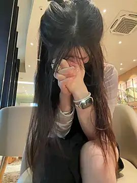 Xiao-mo520 - 美导老师下班兼，咖啡厅偷玩小粉，刺激，超敏感体质，完成目标脱内衣5分钟，不分场合