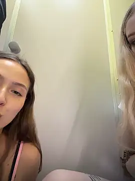 Coconut_milk - Take off panty+drop under cabin 2 girls
