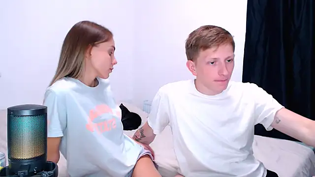 Juliaanddima - get naked