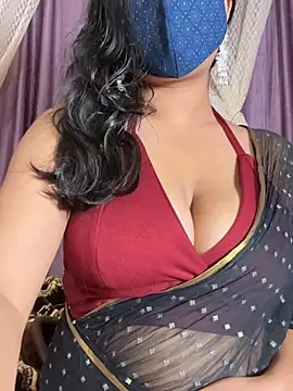 Lisa_afreen - Last tipper name on boobs