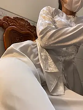 NINA2102 - take off the dress👗