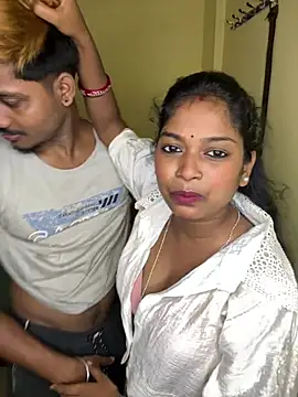 V-Hot-Shilaa - Public Anal 🔥🔥🥵