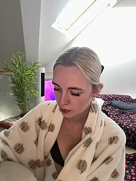 Lolabunnyblondie