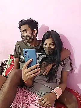Hotty_couple12 - Boobs show baby 💧