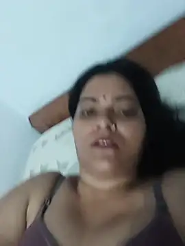 Anushka_Singh0