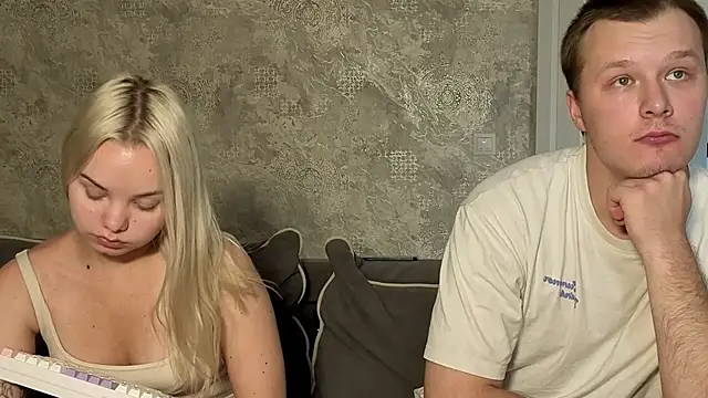 Rebecca_David - Lick balls close up