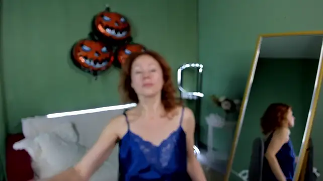 LeticiaRomano - dance in a beautiful bodysuit