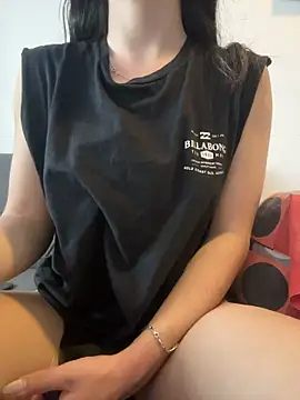 Belle_Lea - TAKE OFF PANTIES AND TASTE PUSSY