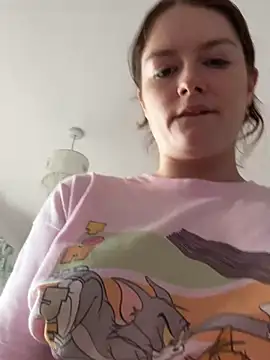 Yasminchat - Flash boobies 😍