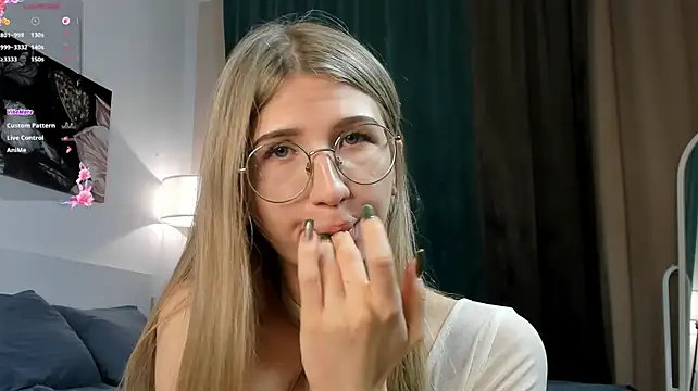 EditaBand - Sensitive breast massage with foam