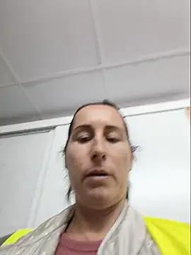 Bichota85 - Dedito culo+ 2 videos