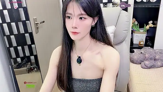 Yueyue-MM - Doggystyle 口交哥哥大肉棒