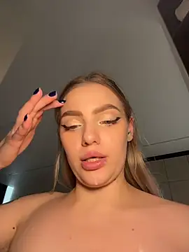 HugeBoobsAlice - BIG POWER TRIPLE FONTAIN SQUIRT 💦💦💦
