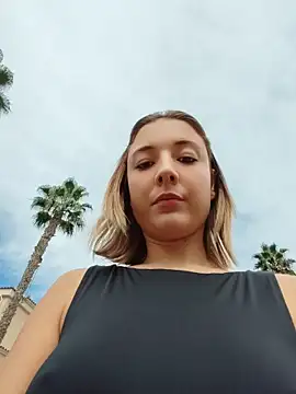 KarlaLuar_ - Squirt + video show last tip