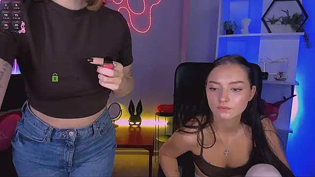 Eva_smiith_ - doggy in thongs