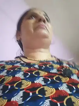 Karishma_bhabi02 - My modal saport please 💔💔💔💔💔