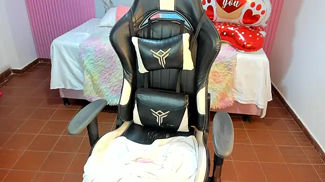 Samy_19_ - take out and bounce my tits 🍒