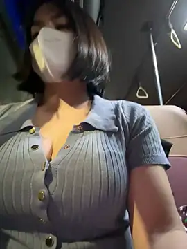 May-Squirt - Make my dress wet in puclic And squirt