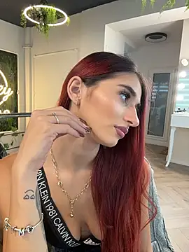 VixenRosse - Intense pulsing on my clit🔥