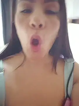 Karla-bruni - show my armpits