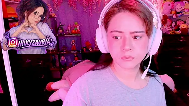 _niiky - little twerk oil ass