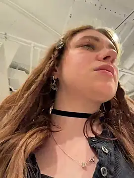 Lucy-joy - SHAKE NAKED TITS in mall
