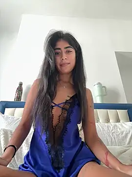 BadGalViVi - Strip