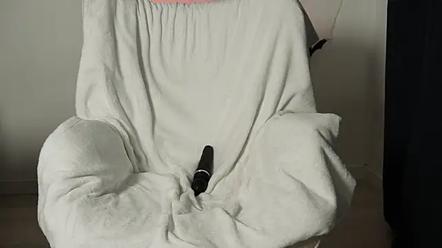 PickBlond - FINGERS FUCKING ASS
