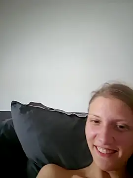 Carriemausi - Finger Saugen 🍆