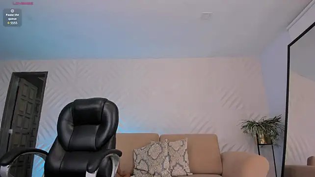 RoxanneHill_ - Spread pussy/ass