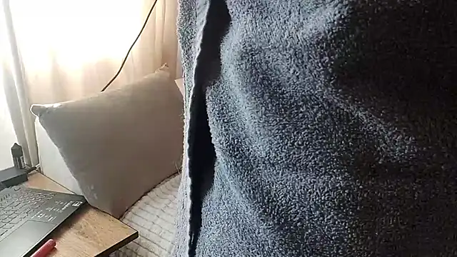 JolynMulholland - Shake boobs for you